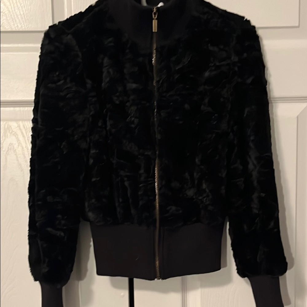 International concepts INC
Small sour furry jacket for women size small